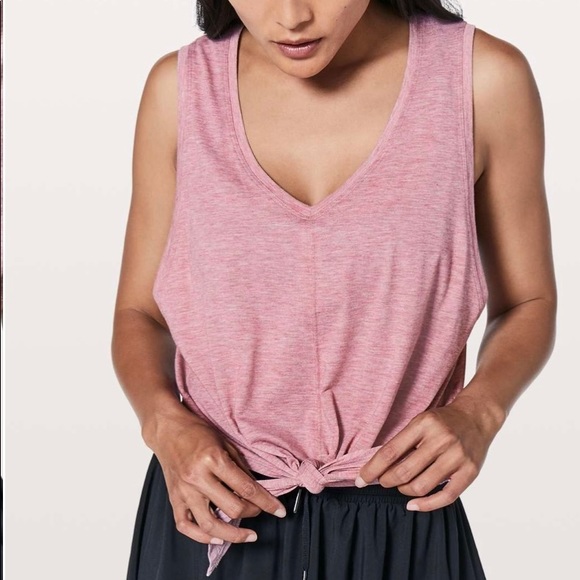 lululemon athletica Tops - Lululemon Knot Gonna Fly Tank EUC